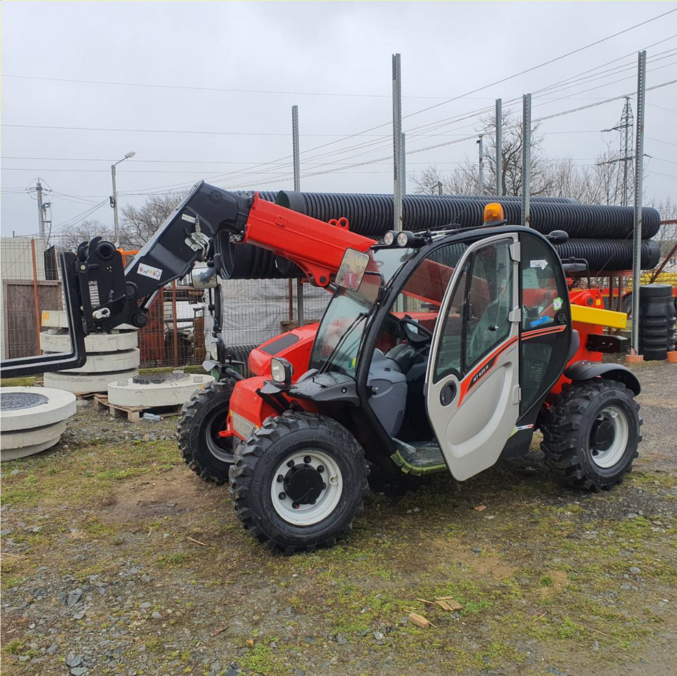 Încărcător frontal telescopic Manitou